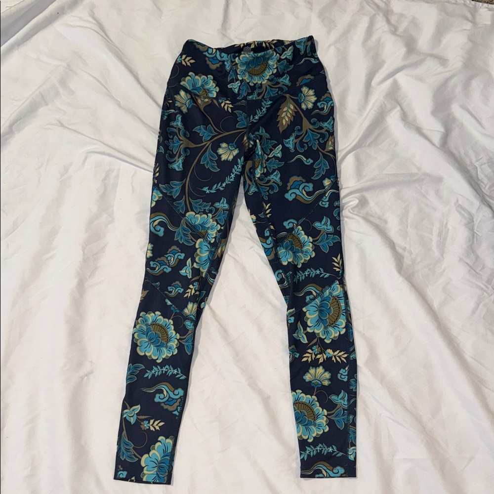 Sherpa Floral Patterned Leggings - Blue and Green NWOT sizeXS